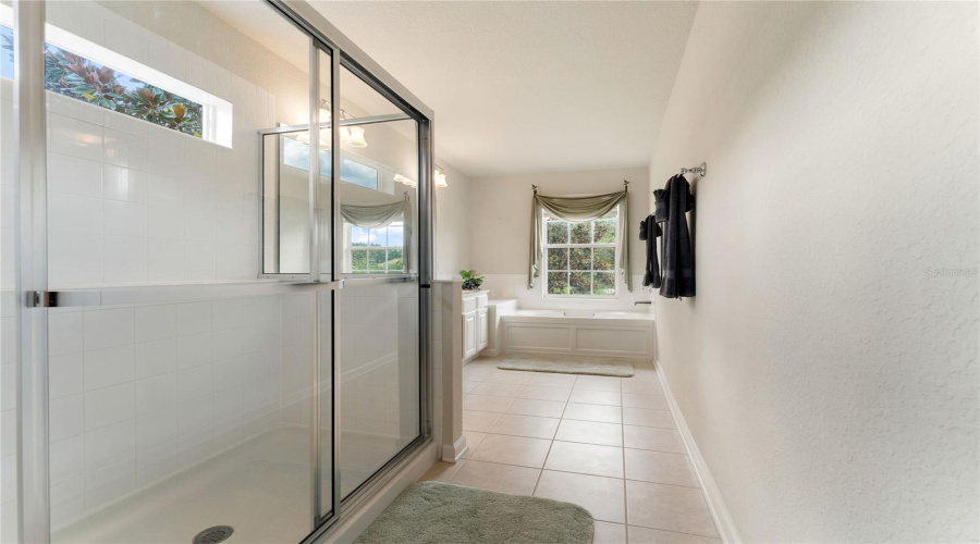 KISSIMMEE, Florida 34747, 5 Bedrooms Bedrooms, ,4 BathroomsBathrooms,Residential,For Sale,PAWNALL,0,MFRO6419768