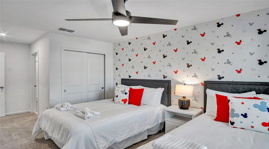 KISSIMMEE, Florida 34747, 5 Bedrooms Bedrooms, ,4 BathroomsBathrooms,Residential,For Sale,ZABALLINA,0,MFRO6356513
