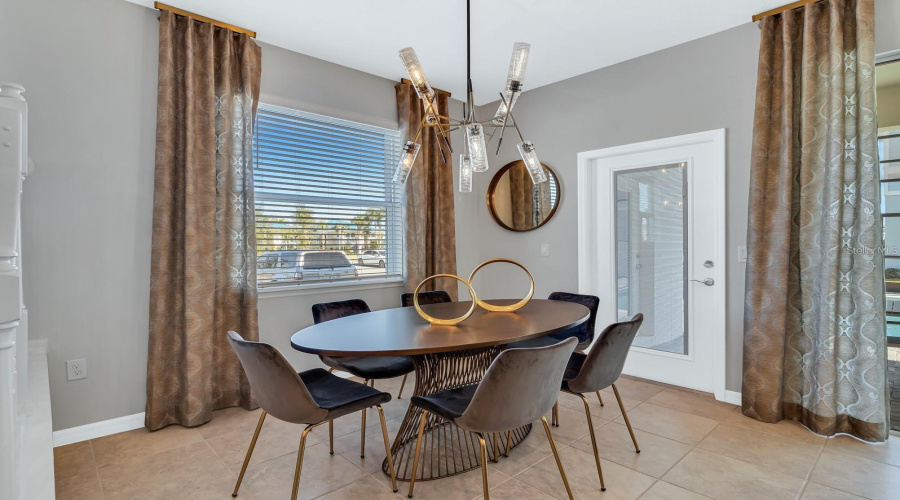 DAVENPORT, Florida 33897, 5 Bedrooms Bedrooms, ,4 BathroomsBathrooms,Residential,For Sale,JETTY,0,MFRO6419919