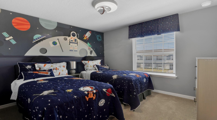 DAVENPORT, Florida 33897, 5 Bedrooms Bedrooms, ,4 BathroomsBathrooms,Residential,For Sale,JETTY,0,MFRO6419919