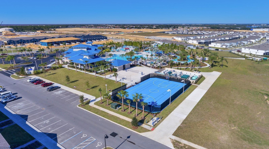 DAVENPORT, Florida 33897, 5 Bedrooms Bedrooms, ,4 BathroomsBathrooms,Residential,For Sale,JETTY,0,MFRO6419919