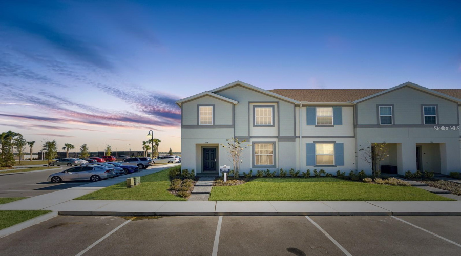 DAVENPORT, Florida 33897, 5 Bedrooms Bedrooms, ,4 BathroomsBathrooms,Residential,For Sale,JETTY,0,MFRO6419919