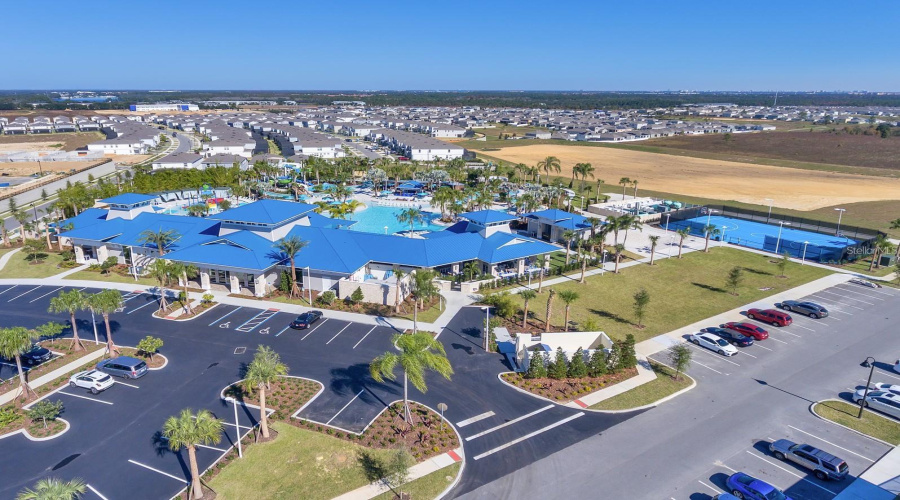 DAVENPORT, Florida 33897, 5 Bedrooms Bedrooms, ,4 BathroomsBathrooms,Residential,For Sale,JETTY,0,MFRO6419919