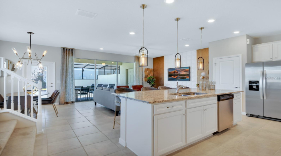 DAVENPORT, Florida 33897, 5 Bedrooms Bedrooms, ,4 BathroomsBathrooms,Residential,For Sale,JETTY,0,MFRO6419919