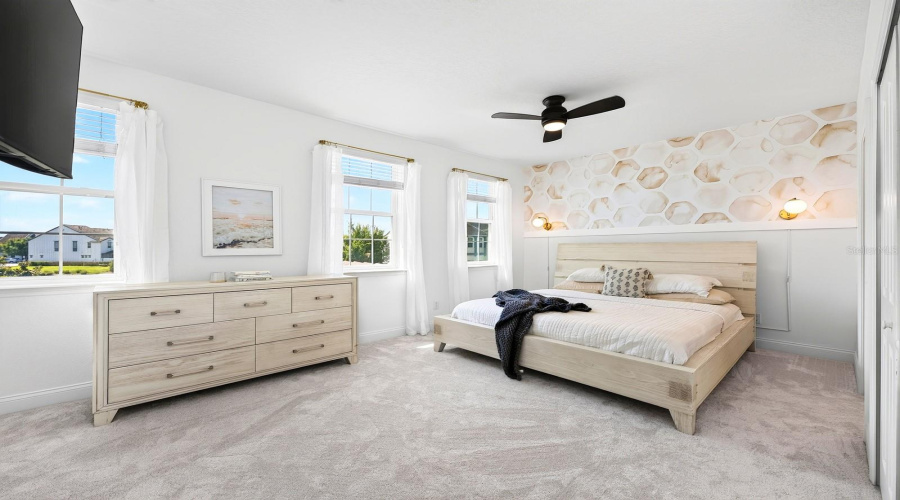 The light, bright primaru suite will quickly become a tranquil retreat.