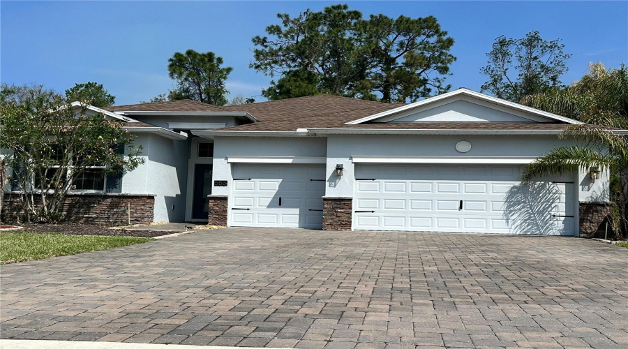 DAVENPORT, Florida 33837, 4 Bedrooms Bedrooms, ,3 BathroomsBathrooms,Residential,For Sale,BRUNSWICK,0,MFRO6391151