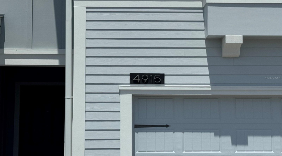 KISSIMMEE, Florida 34746, 4 Bedrooms Bedrooms, ,3 BathroomsBathrooms,Residential,For Sale,TRIBUTE,0,MFRO6420473