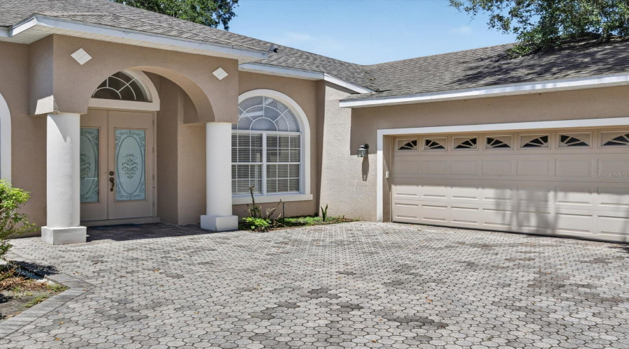 KISSIMMEE, Florida 34746, 4 Bedrooms Bedrooms, ,3 BathroomsBathrooms,Residential,For Sale,RAMBLING OAKS,0,MFRO6418529