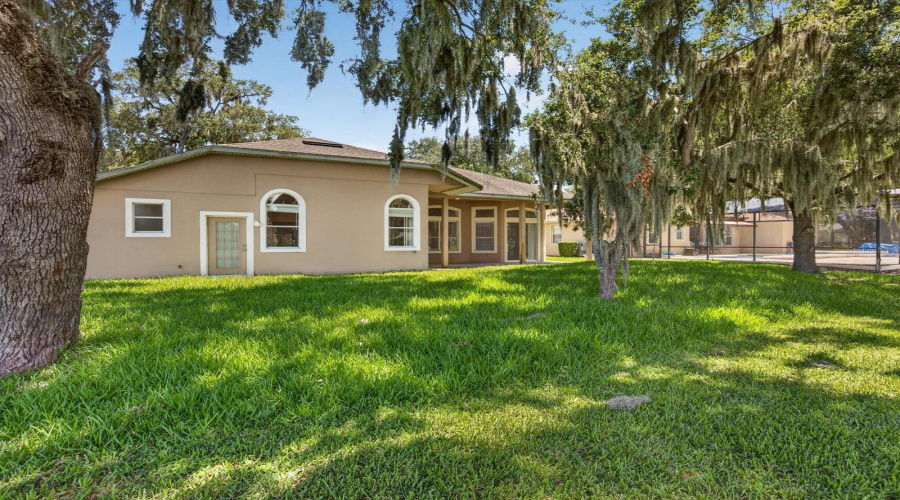 KISSIMMEE, Florida 34746, 4 Bedrooms Bedrooms, ,3 BathroomsBathrooms,Residential,For Sale,RAMBLING OAKS,0,MFRO6418529