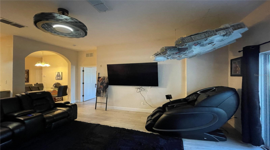 DAVENPORT, Florida 33897, 3 Bedrooms Bedrooms, ,2 BathroomsBathrooms,Residential,For Sale,GRAN BAHAMA,0,MFRTB8508737