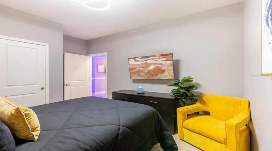 DAVENPORT, Florida 33897, 5 Bedrooms Bedrooms, ,4 BathroomsBathrooms,Residential,For Sale,PARADISE,0,MFRO6420344