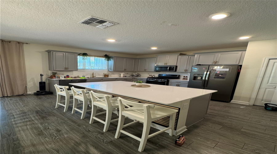 DAVENPORT, Florida 33837, 4 Bedrooms Bedrooms, ,2 BathroomsBathrooms,Residential,For Sale,OAK MARSH,0,MFRO6420497