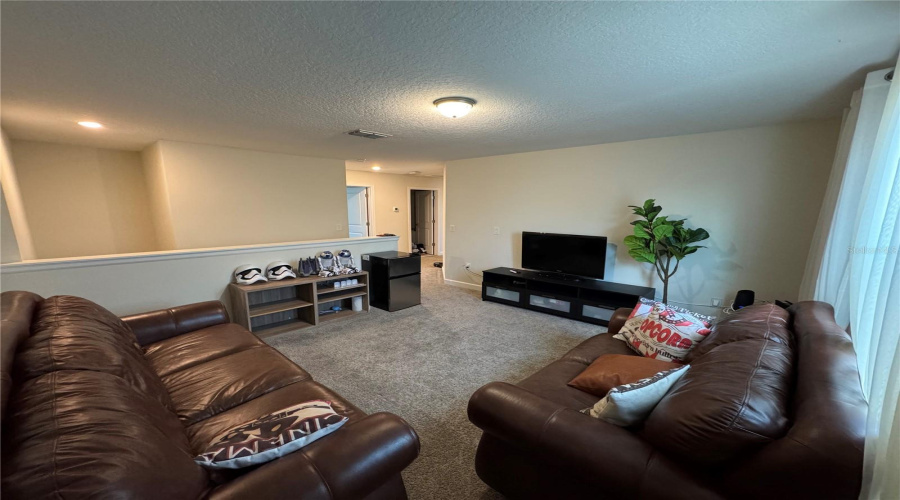 DAVENPORT, Florida 33837, 4 Bedrooms Bedrooms, ,2 BathroomsBathrooms,Residential,For Sale,OAK MARSH,0,MFRO6420497