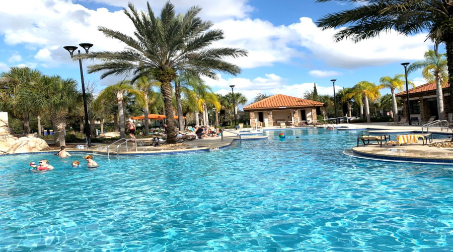 DAVENPORT, Florida 33837, 4 Bedrooms Bedrooms, ,2 BathroomsBathrooms,Residential,For Sale,OAK MARSH,0,MFRO6420497