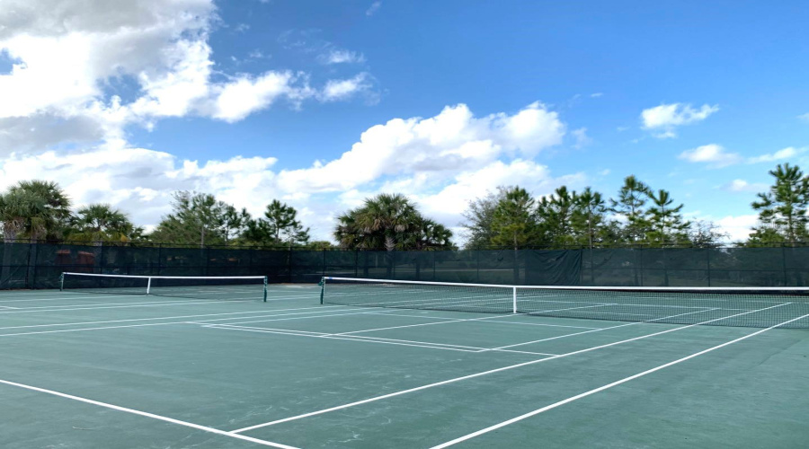 DAVENPORT, Florida 33837, 4 Bedrooms Bedrooms, ,2 BathroomsBathrooms,Residential,For Sale,OAK MARSH,0,MFRO6420497