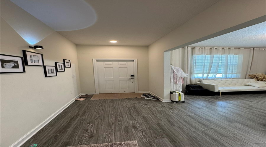 DAVENPORT, Florida 33837, 4 Bedrooms Bedrooms, ,2 BathroomsBathrooms,Residential,For Sale,OAK MARSH,0,MFRO6420497