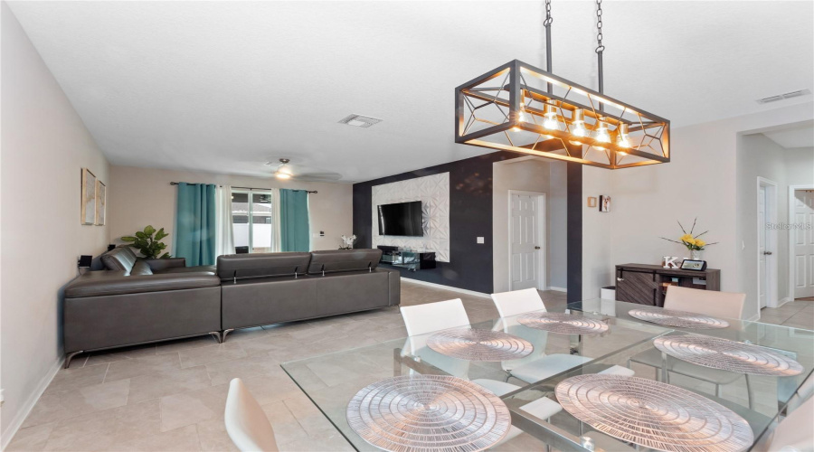 KISSIMMEE, Florida 34746, 4 Bedrooms Bedrooms, ,2 BathroomsBathrooms,Residential,For Sale,PRESTON,0,MFRO6420516