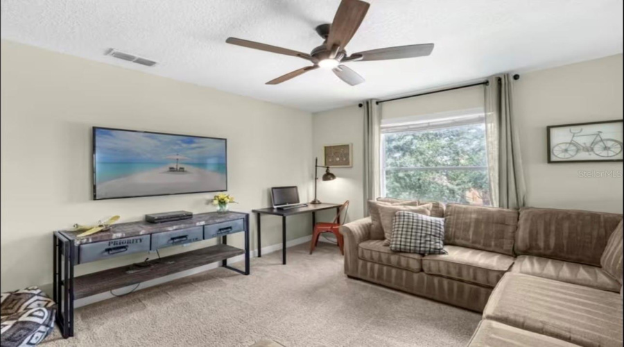 KISSIMMEE, Florida 34747, 5 Bedrooms Bedrooms, ,5 BathroomsBathrooms,Residential,For Sale,BANANA PALM,0,MFRO6412256