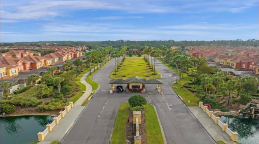 KISSIMMEE, Florida 34747, 5 Bedrooms Bedrooms, ,5 BathroomsBathrooms,Residential,For Sale,BANANA PALM,0,MFRO6412256