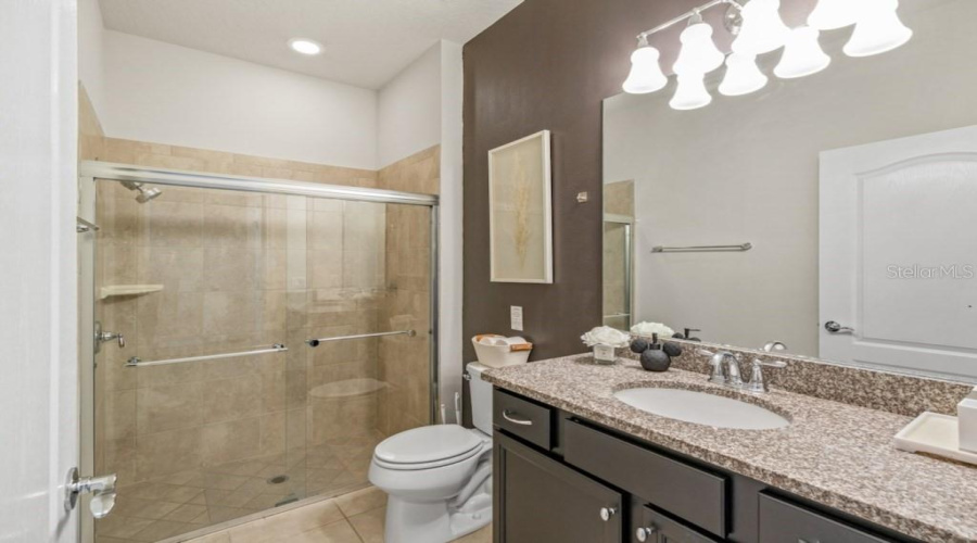 KISSIMMEE, Florida 34747, 5 Bedrooms Bedrooms, ,4 BathroomsBathrooms,Residential,For Sale,GENEVE,0,MFRO6420591