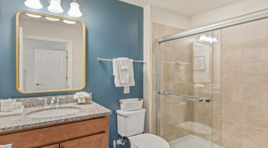 KISSIMMEE, Florida 34747, 5 Bedrooms Bedrooms, ,4 BathroomsBathrooms,Residential,For Sale,GENEVE,0,MFRO6420591