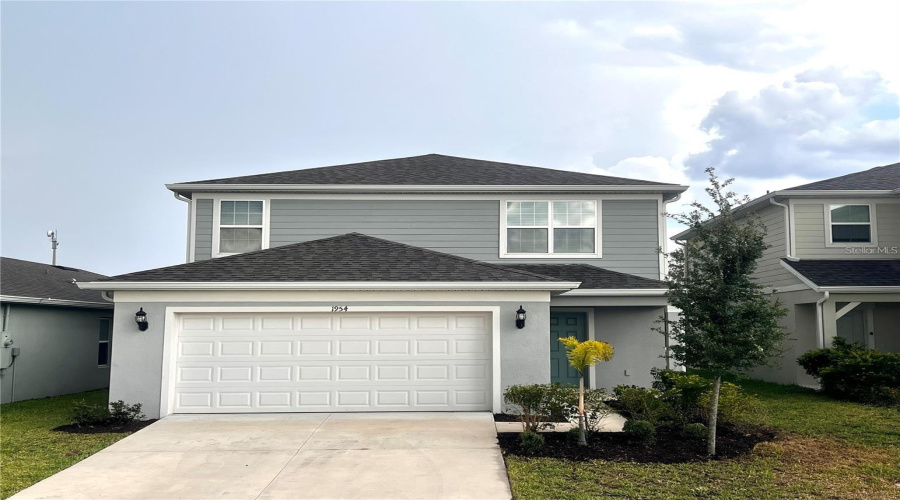 DAVENPORT, Florida 33896, 4 Bedrooms Bedrooms, ,3 BathroomsBathrooms,Residential,For Sale,ENCHANTING CT.,0,MFRO6410089