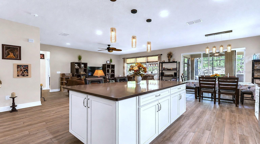 DAVENPORT, Florida 33837, 2 Bedrooms Bedrooms, ,2 BathroomsBathrooms,Residential,For Sale,ALMANSA,0,MFRS5152289
