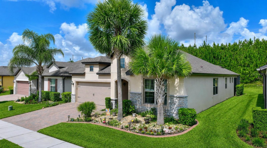 DAVENPORT, Florida 33837, 2 Bedrooms Bedrooms, ,2 BathroomsBathrooms,Residential,For Sale,ALMANSA,0,MFRS5152289