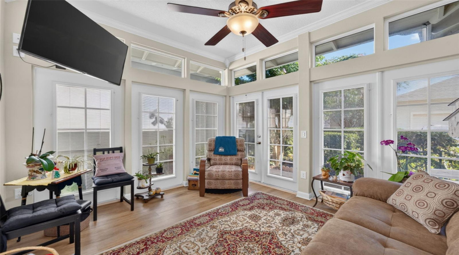 Family room/Office/Play room/Sunroom