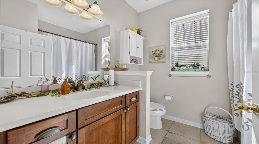 2nd Bathroom