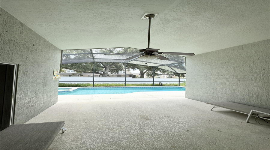 KISSIMMEE, Florida 34747, 4 Bedrooms Bedrooms, ,3 BathroomsBathrooms,Residential,For Sale,ONEIDA,0,MFRO6420584