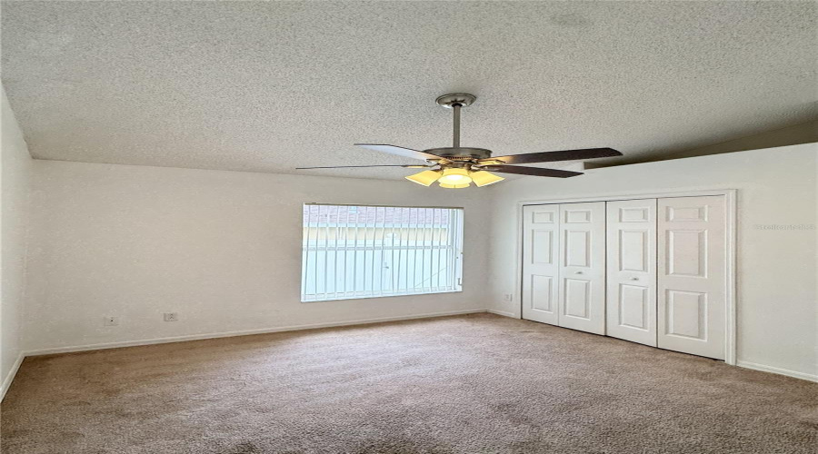 KISSIMMEE, Florida 34747, 4 Bedrooms Bedrooms, ,3 BathroomsBathrooms,Residential,For Sale,ONEIDA,0,MFRO6420584