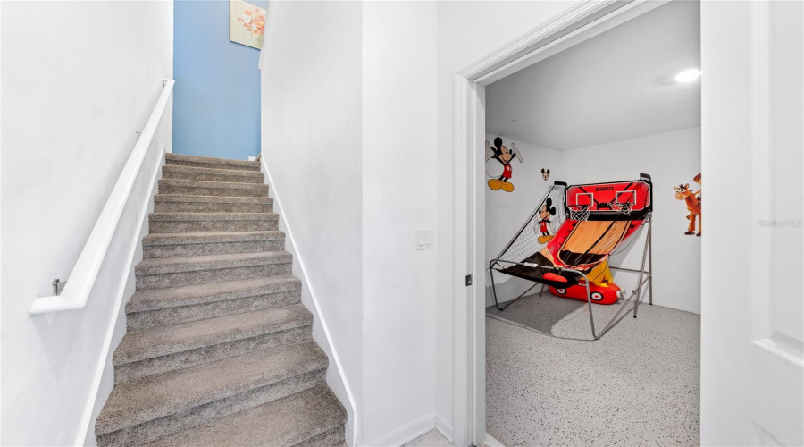DAVENPORT, Florida 33896, 3 Bedrooms Bedrooms, ,2 BathroomsBathrooms,Residential,For Sale,SPLASH SHOT,0,MFRO6420495