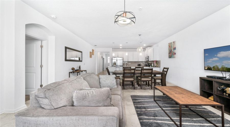 DAVENPORT, Florida 33896, 3 Bedrooms Bedrooms, ,2 BathroomsBathrooms,Residential,For Sale,SPLASH SHOT,0,MFRO6420495