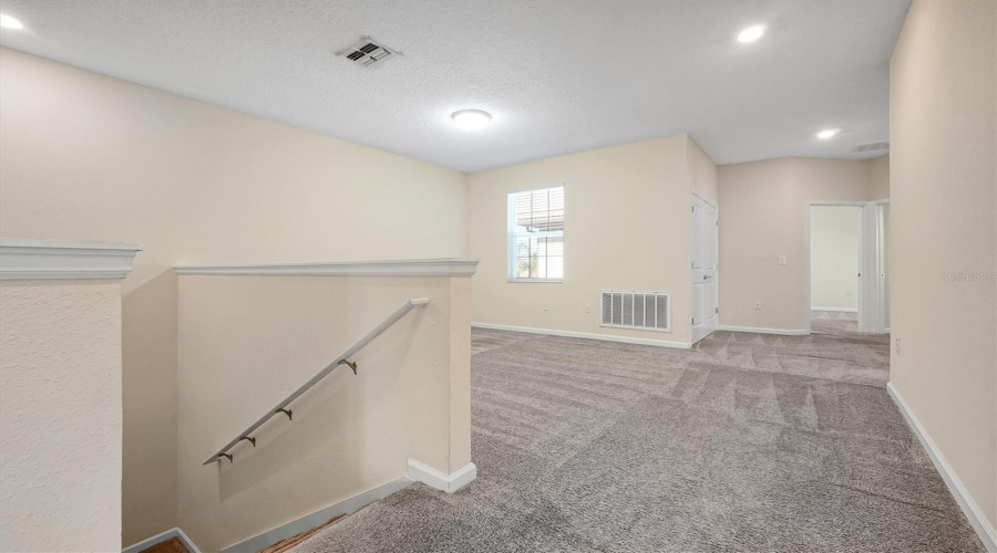 DAVENPORT, Florida 33896, 5 Bedrooms Bedrooms, ,3 BathroomsBathrooms,Residential,For Sale,SHINNECOCK HILLS,0,MFRO6420639
