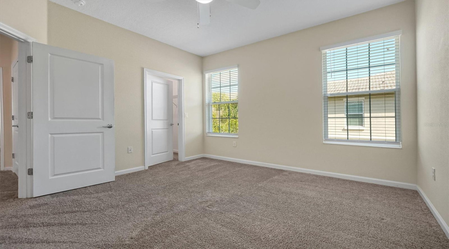 DAVENPORT, Florida 33896, 5 Bedrooms Bedrooms, ,3 BathroomsBathrooms,Residential,For Sale,SHINNECOCK HILLS,0,MFRO6420639