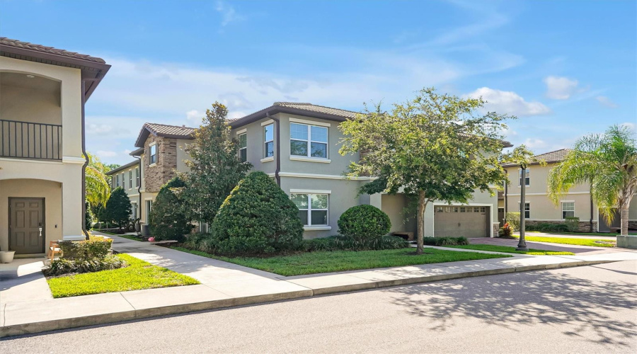 DAVENPORT, Florida 33896, 5 Bedrooms Bedrooms, ,3 BathroomsBathrooms,Residential,For Sale,SHINNECOCK HILLS,0,MFRO6420639