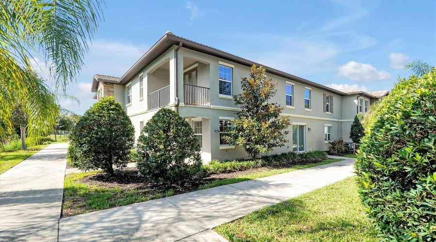 DAVENPORT, Florida 33896, 5 Bedrooms Bedrooms, ,3 BathroomsBathrooms,Residential,For Sale,SHINNECOCK HILLS,0,MFRO6420639