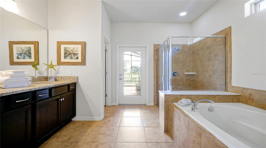 KISSIMMEE, Florida 34747, 9 Bedrooms Bedrooms, ,6 BathroomsBathrooms,Residential,For Sale,LIMA AVE,0,MFRO6420335