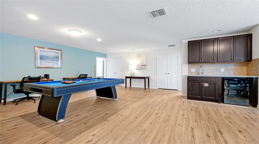 KISSIMMEE, Florida 34747, 9 Bedrooms Bedrooms, ,6 BathroomsBathrooms,Residential,For Sale,LIMA AVE,0,MFRO6420335