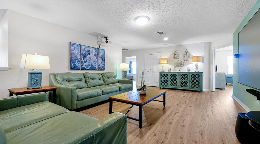 KISSIMMEE, Florida 34747, 9 Bedrooms Bedrooms, ,6 BathroomsBathrooms,Residential,For Sale,LIMA AVE,0,MFRO6420335