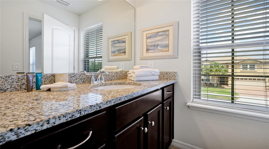 KISSIMMEE, Florida 34747, 9 Bedrooms Bedrooms, ,6 BathroomsBathrooms,Residential,For Sale,LIMA AVE,0,MFRO6420335