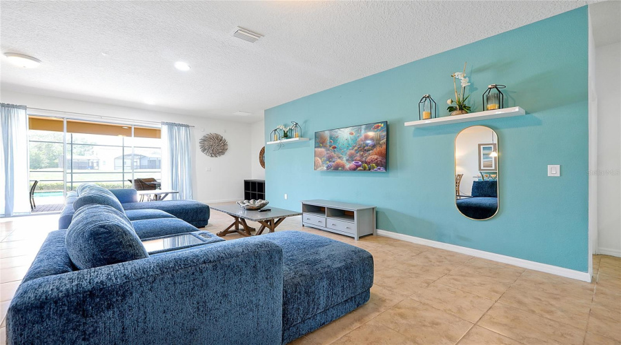 KISSIMMEE, Florida 34747, 9 Bedrooms Bedrooms, ,6 BathroomsBathrooms,Residential,For Sale,LIMA AVE,0,MFRO6420335
