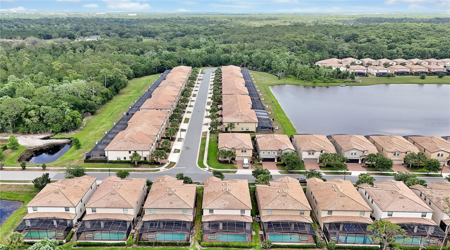 KISSIMMEE, Florida 34747, 9 Bedrooms Bedrooms, ,6 BathroomsBathrooms,Residential,For Sale,LIMA AVE,0,MFRO6420335