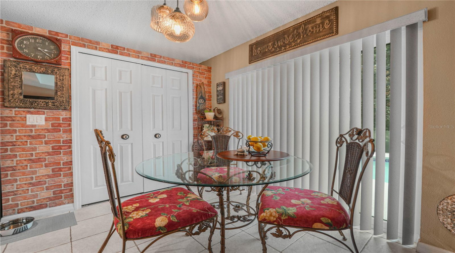 DAVENPORT, Florida 33837, 3 Bedrooms Bedrooms, ,2 BathroomsBathrooms,Residential,For Sale,CHINA BERRY,0,MFRL4962959