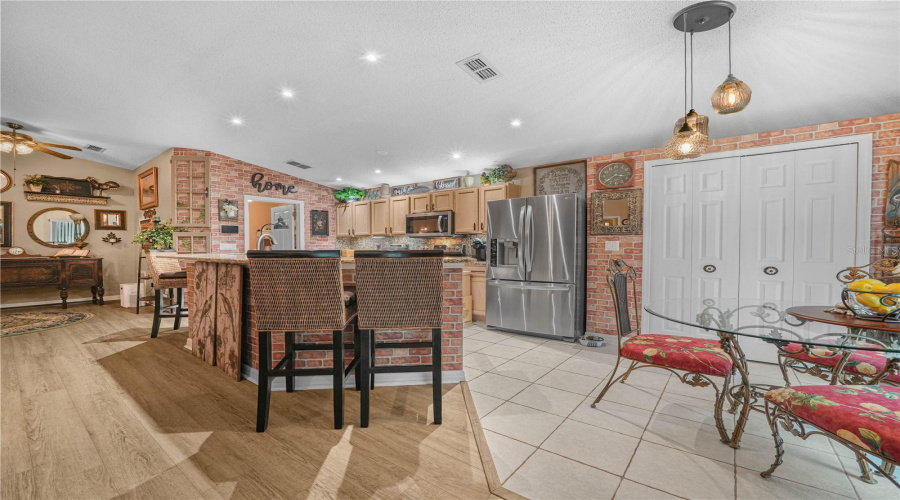 DAVENPORT, Florida 33837, 3 Bedrooms Bedrooms, ,2 BathroomsBathrooms,Residential,For Sale,CHINA BERRY,0,MFRL4962959