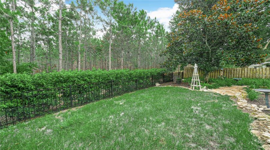 DAVENPORT, Florida 33837, 3 Bedrooms Bedrooms, ,2 BathroomsBathrooms,Residential,For Sale,CHINA BERRY,0,MFRL4962959