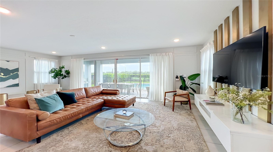 Kissimmee, Florida 34747, 6 Bedrooms Bedrooms, ,5 Bathroomsbathrooms,Residential,For Sale,Southfield,0,Mfro6418227
