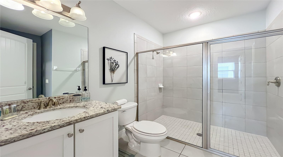Kissimmee, Florida 34747, 6 Bedrooms Bedrooms, ,5 Bathroomsbathrooms,Residential,For Sale,Southfield,0,Mfro6418227