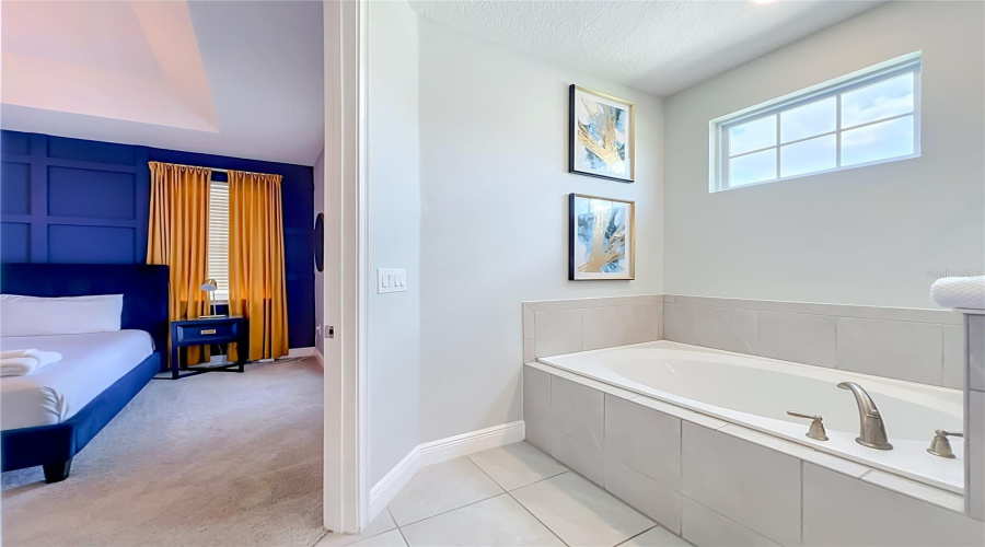 Kissimmee, Florida 34747, 6 Bedrooms Bedrooms, ,5 Bathroomsbathrooms,Residential,For Sale,Southfield,0,Mfro6418227